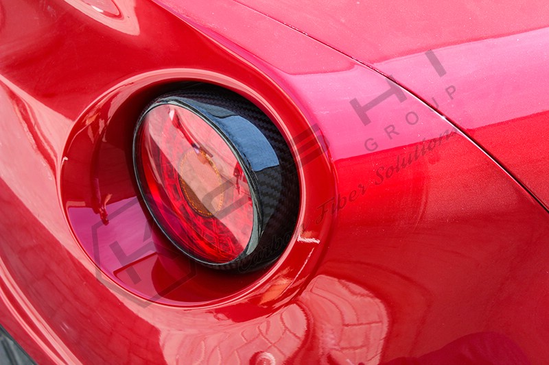 Alfa Romeo 4C Carbon fiber tail light frame cover