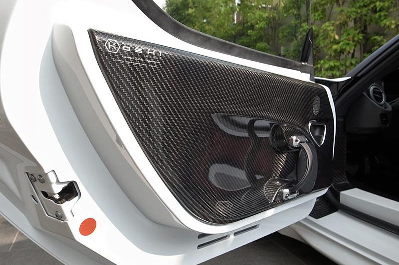 Carbon_fiber_interior_door_panels_9